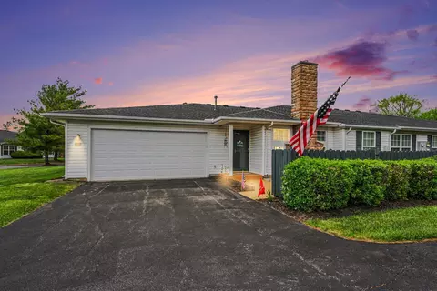 2484 Warm Springs Dr #2484, Hilliard, OH 43026