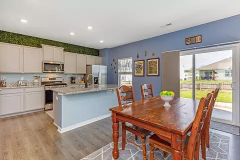 Dining - 386 Kells Ct E, Newark, OH 43055 photo 1 of 1