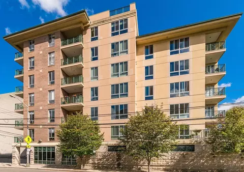 196 S Grant Ave #303, Columbus, OH 43215