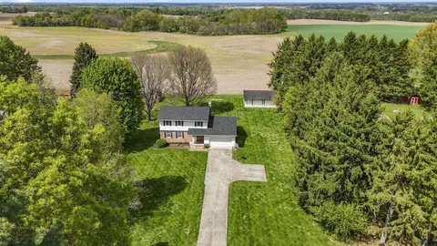 6790 Winchester Rd NW, Carroll, OH 43112