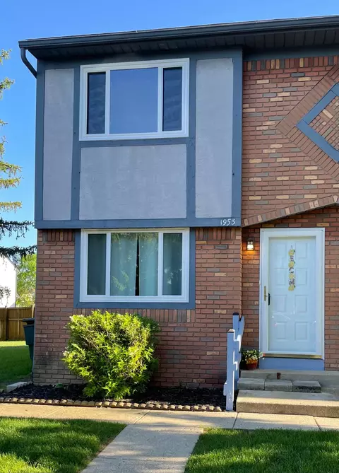 1953 Slaton Ct, Columbus, OH 43235