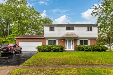 5203 Quincy Dr, Columbus, OH 43232