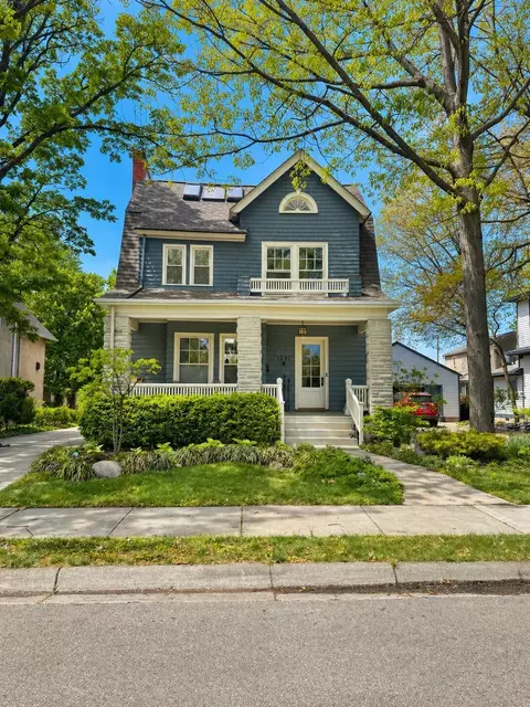 1247 Lincoln Rd, Columbus, OH 43212
