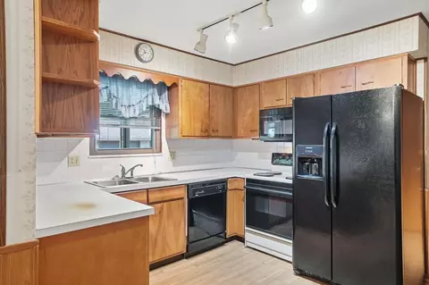 Kitchen - 9661 Welch, Orient, OH 43146 photo 1 of 5
