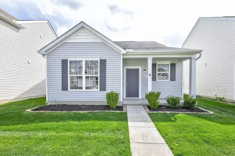 6011 Deansboro Dr, Westerville, OH 43081