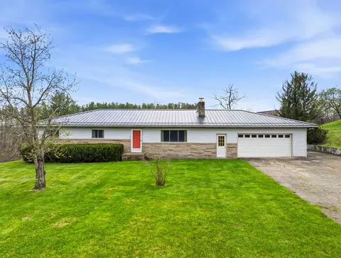 5123 State Route 13 SE, Corning, OH 43730