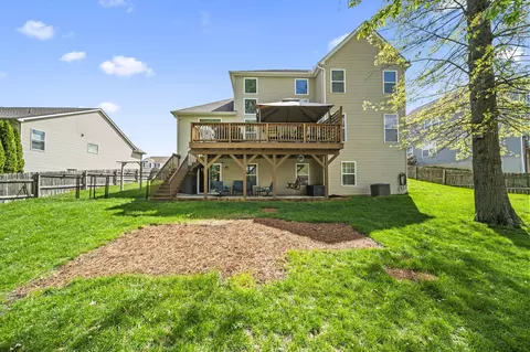 Exterior - 502 Rolling Acre Dr, Lithopolis, OH 43136 photo 11 of 17