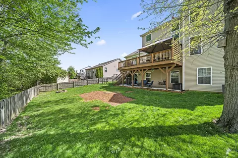 Exterior - 502 Rolling Acre Dr, Lithopolis, OH 43136 photo 10 of 17