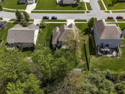 View/Area - 502 Rolling Acre Dr, Lithopolis, OH 43136 photo 7 of 10