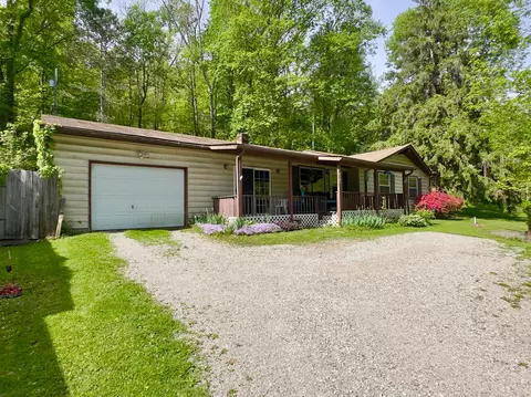 10287 State Route 664 N, Logan, OH 43138