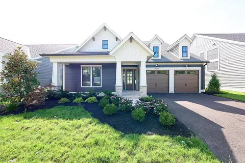 7505 Steeplechase Ln, New Albany, OH 43054