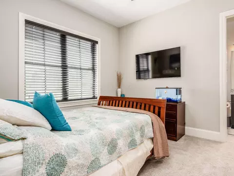 Bedroom - 6743 Hamlet Ct, Dublin, OH 43016 photo 2 of 4
