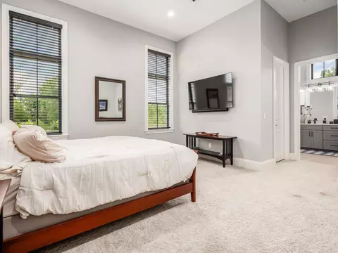 Bedroom - 6743 Hamlet Ct, Dublin, OH 43016 photo 1 of 4