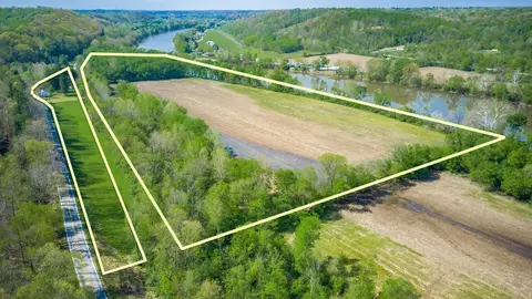 3725 N River Rd E, Zanesville, OH 43701