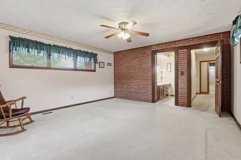 Bedroom - 1003 Lynwood Ave, Circleville, OH 43113 photo 3 of 6