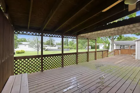 Exterior - 1003 Lynwood Ave, Circleville, OH 43113 photo 8 of 16