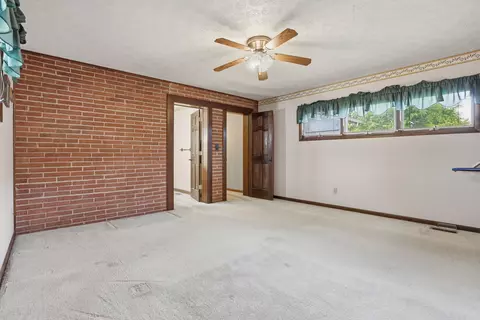Bedroom - 1003 Lynwood Ave, Circleville, OH 43113 photo 1 of 6
