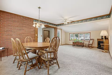 Dining - 1003 Lynwood Ave, Circleville, OH 43113 photo 2 of 3