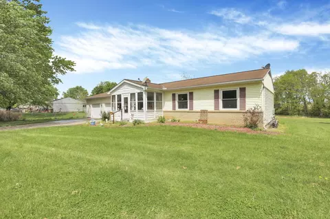 5296 Jeannie Dr NW, Carroll, OH 43112