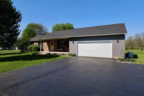 3141 Stringtown Rd NW, Lancaster, OH 43130