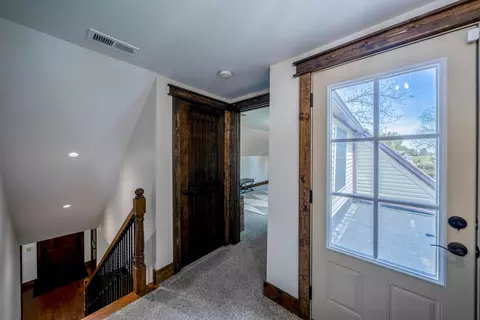 Entry Way - 1990 State Route 95, Edison, OH 43320 photo 11 of 13