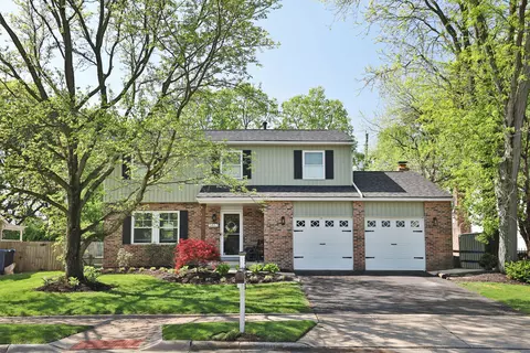 3463 En-joie Dr, Columbus, OH 43228