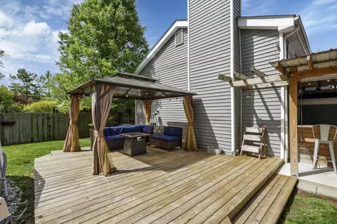 Exterior - 3974 Declaration Dr, Columbus, OH 43230 photo 2 of 14