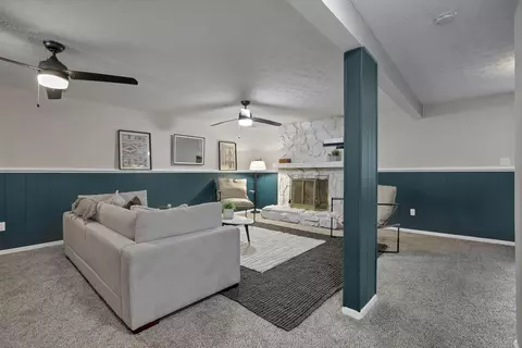 Living - 3974 Declaration Dr, Columbus, OH 43230 photo 1 of 2