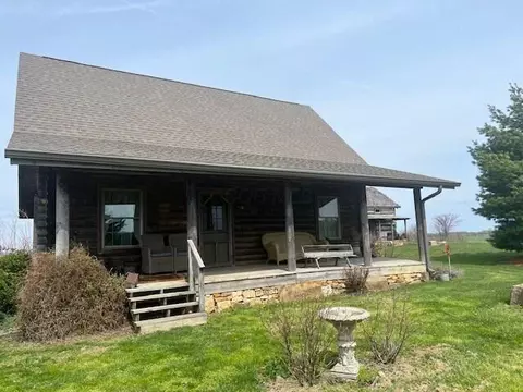 10795 Marietta Rd, Kingston, OH 45644