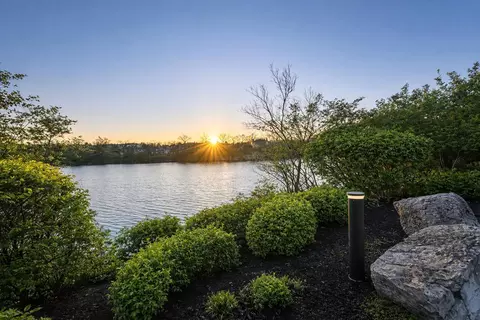 1370 Lake Shore Dr #148, Columbus, OH 43204