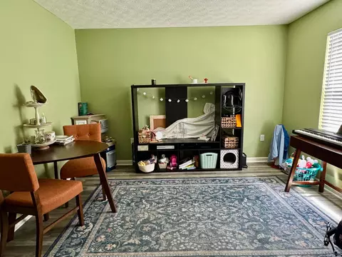 Living - 1902 Erika Dr, Springfield, OH 45503 photo 1 of 3