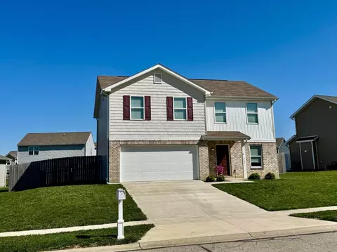 Exterior - 1902 Erika Dr, Springfield, OH 45503 photo 2 of 4