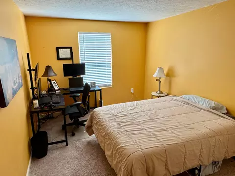 Bedroom - 1902 Erika Dr, Springfield, OH 45503 photo 2 of 4