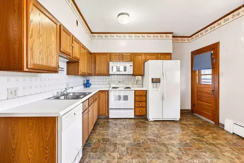 Kitchen - 60 E Hunter, Logan, OH 43138 photo 1 of 2