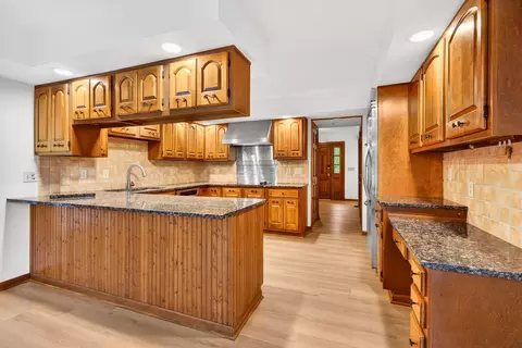 Kitchen - 1978 Timberlake Dr, Delaware, OH 43015 photo 1 of 5