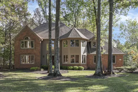 5992 Weathered Oak Ct, Westerville, OH 43082