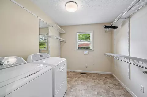 Other - 676 Fairlawn Dr, Circleville, OH 43113 photo 4 of 12