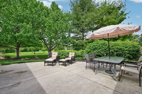 Exterior - 676 Fairlawn Dr, Circleville, OH 43113 photo 10 of 12