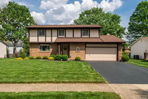6898 Starfire Dr, Reynoldsburg, OH 43068