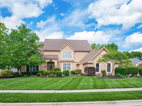 3818 Riverwatch Ln, Columbus, OH 43221