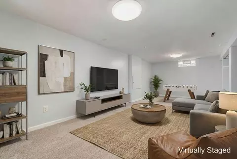 Living - 720 S Hampton Rd, Columbus, OH 43213 photo 5 of 5