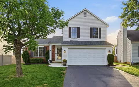 277 Rainswept Dr, Galloway, OH 43119