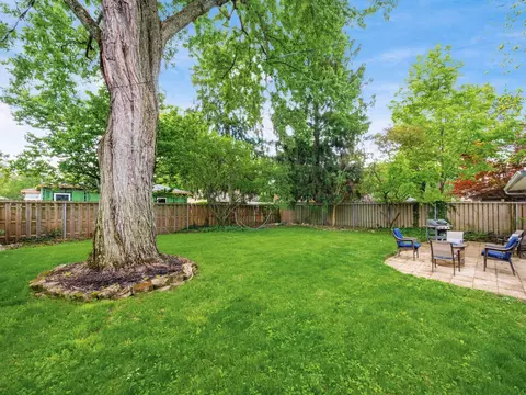 Exterior - 3186 Mountview Rd, Columbus, OH 43221 photo 5 of 10