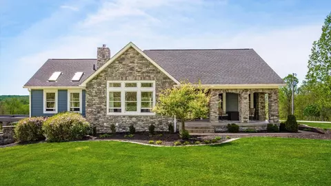 10155 N Morrison Rd, Dresden, OH 43821