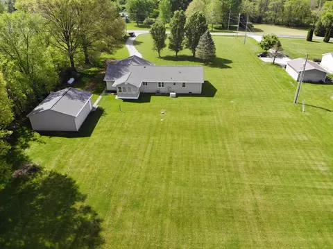 1156 Bickel Church Rd NW, Baltimore, OH 43105