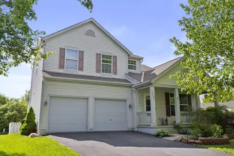 2181 Dry Ridge Ct, Grove City, OH 43123