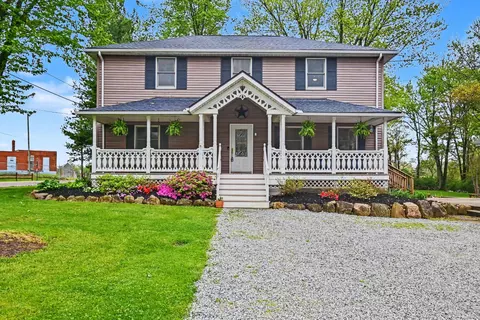 4637 Johnsville Rd, Centerburg, OH 43011