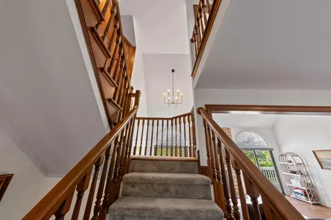 Entry Way - 19 Browning Ct, Dublin, OH 43017 photo 6 of 14