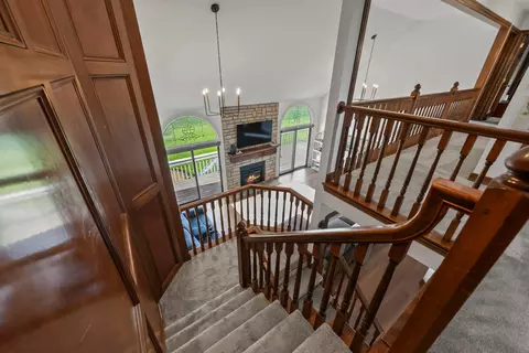 Entry Way - 19 Browning Ct, Dublin, OH 43017 photo 7 of 14