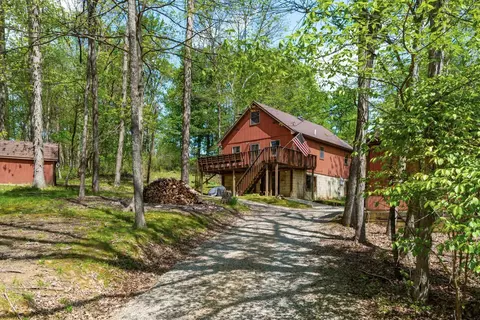 29838 Strawn Rd, Logan, OH 43138